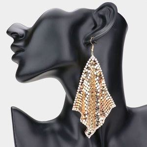 METAL DRAPERY EVENING EARRINGS